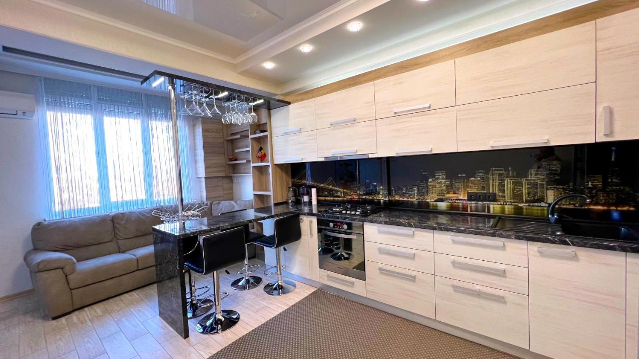 Apartament De Lux Cu 2 Camere Si Living Chişinau Exteriör bild